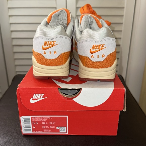 WMNS Nike Air Max 1 “Magma Orange”… - Picture 6 of 7